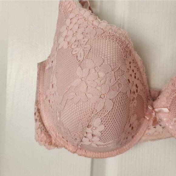 LAURA ASHLEY Pink Lace Bra 40DD  Full Coverage Padded Straps Underwire - Picture 4 of 6